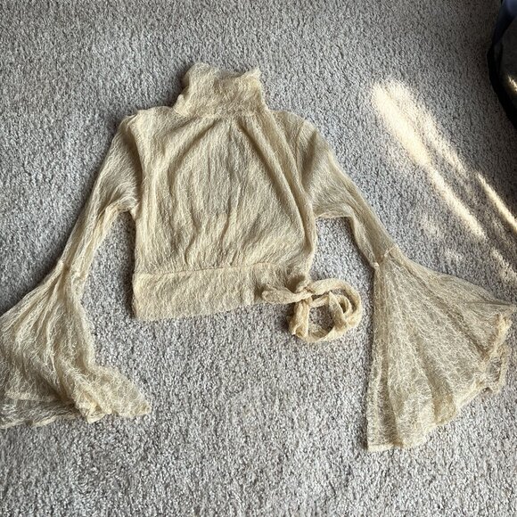 Free People Cream/Yellow Sheer Lace Rule Breaker Bell Sleeve Blouse Size S - Picture 5 of 7